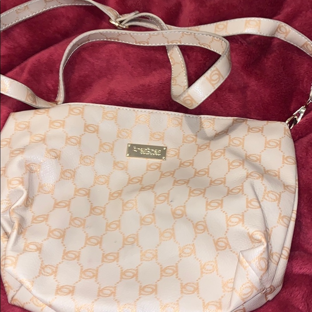 Bebe signature shoulder crossbody bag lightweight